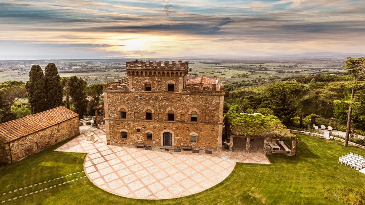 Castello di Segalari | Delizia Ricevimenti
